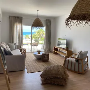 Apartman Ksquared, Protarász