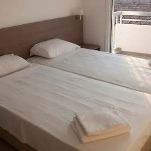 ellenőrizze a rendelkezésre állást